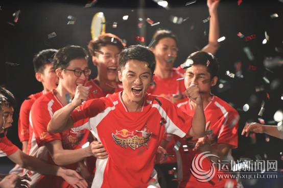 2016年“羽林争霸”红牛城市羽毛球赛启动 2016年“羽林争霸”红牛城市羽毛球赛启动