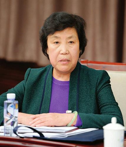 坚决打赢脱贫攻坚战 确保与全国同步小康——我省全国人大代表热议扶贫攻坚 坚决打赢脱贫攻坚战 确保与全国同步小康——我省全国人大代表热议扶贫攻坚