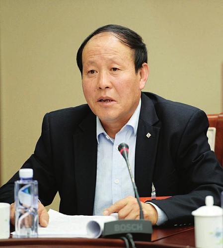 坚决打赢脱贫攻坚战 确保与全国同步小康——我省全国人大代表热议扶贫攻坚 坚决打赢脱贫攻坚战 确保与全国同步小康——我省全国人大代表热议扶贫攻坚