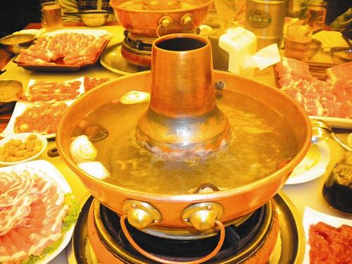 历史上山西火锅挺火 现如今业内川味独大 历史上山西火锅挺火 现如今业内川味独大