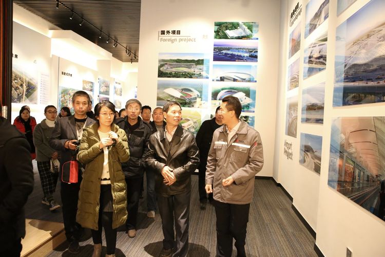 运城市文联组织观摩采风中心城区城建重点项目工程