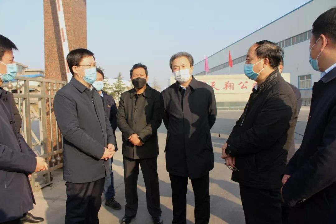运城市副市长卫再学调研盐湖区企业复工情况