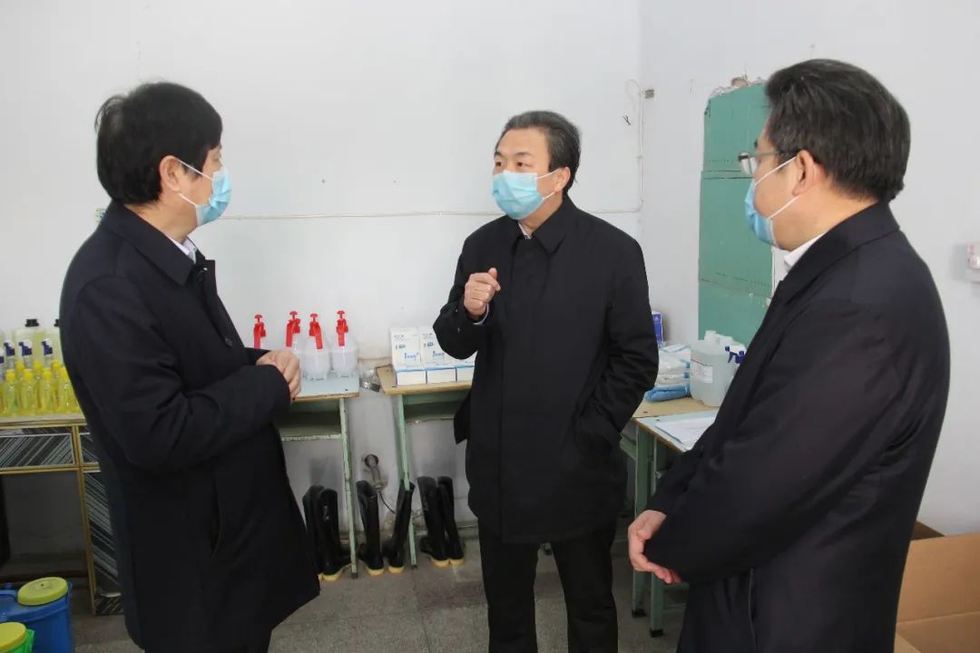 卫再学检查运城市区学校疫情防控工作
