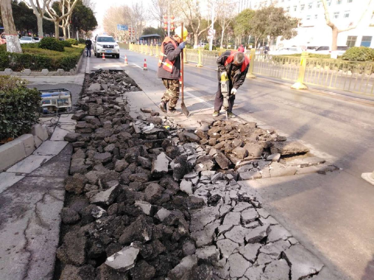 运城中心城区市政道路设施维护工作启动