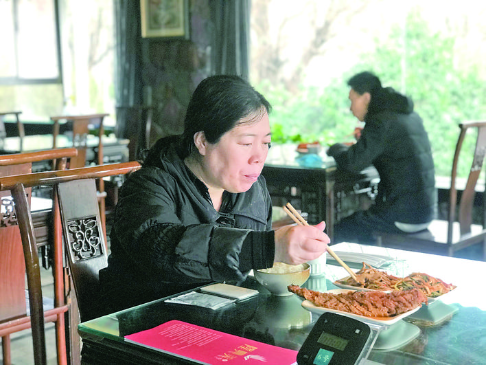 运城市区餐饮服务有序恢复堂食