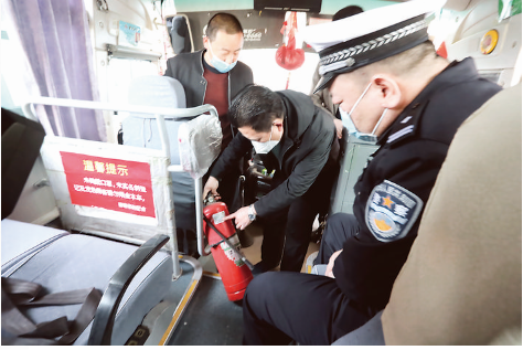 盐湖交警大队开展复工复产安全隐患排查