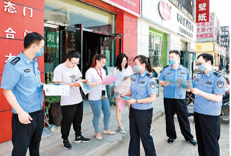 运城经开区公安分局繁华地段宣传禁毒
