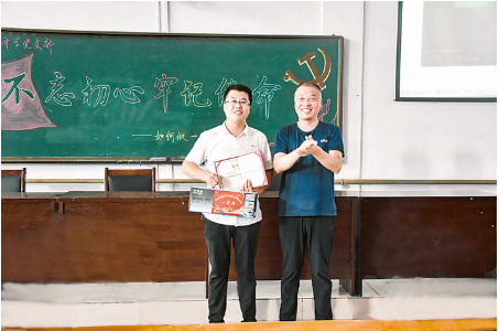 闻喜县实验中学争当先锋园丁主题演讲比赛举行