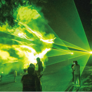 芮城永乐宫景区“北极光之夜”光影冷雾艺术节开幕