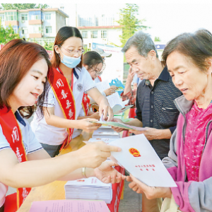 闻喜县民政局宣传“中华慈善日”