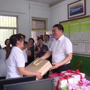 永济市委书记孙中全教师节慰问辖区教育工作者