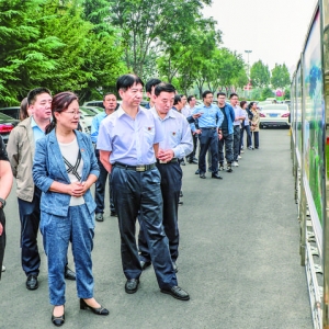 运城市委巡察机构组织观看“清风河东 与廉同行”展览