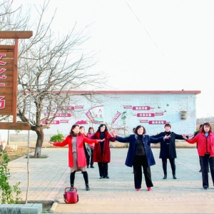 闻喜184个行政村小广场满足了群众文化娱乐