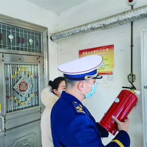永济市消防救援大队深入高层小区检查消防安全