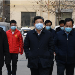 万荣县委书记杜中伟调研社区疫情防控和老旧小区改造工作
