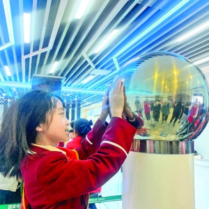 国网运城供电公司邀请市区魏风小学参观智慧电力体验馆
