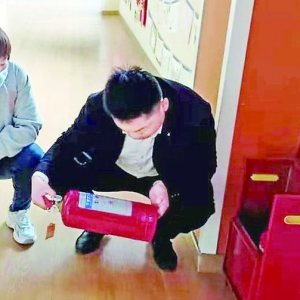 盐湖区天茂城社区“九小场所”进行消防安全排查