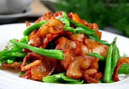 农家小炒肉怎么做？