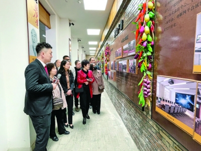 盐湖区河东西街社区进西张耿农业技术夜校感悟红色精神