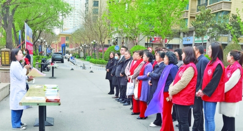 盐湖区恒大绿洲社区组织居民有序开展新冠疫苗接种工作
