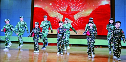 盐湖区钱学森科技小学师生诵读浸润心灵