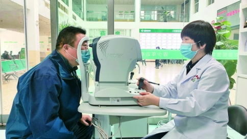 运城市总工会免费为货车司机、快递员体检