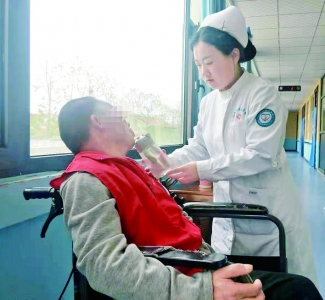 嵋阳镇中心卫生院医养结合用心用情获得老人及家属称赞