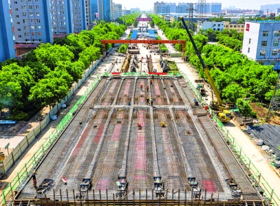 运城经济技术开发区柳河东路跨同蒲铁路立交桥项目加紧施工