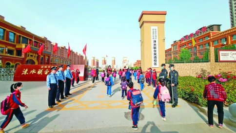 运城全市公安机关“平安校园”集中护学开展