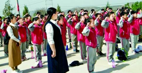 盐湖区红军小学师生到牛庄村研学