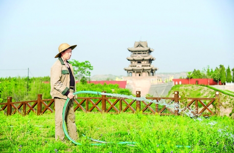 万荣县打造游园式黄河观景台