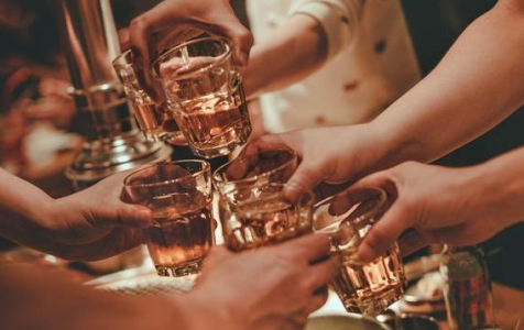 结婚5年老婆查出多囊。精心照顾她调理身体。没想到她天天夜不归宿！