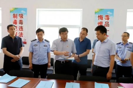 河津市委副书记调研北里村美丽乡村建设和禁毒工作