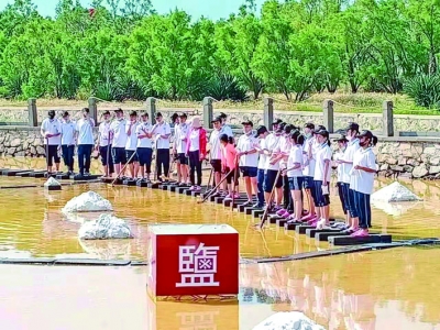 芮城第三中学“赏盐湖风光，探盐业文化”主题研学活动开展
