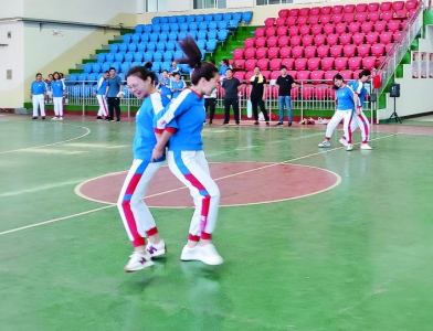 稷山县卫健体局职工趣味运动会喜迎建党100周年