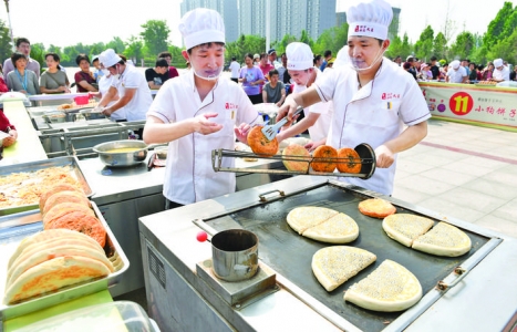 麻花饼子鸡蛋枣——稷山四宝