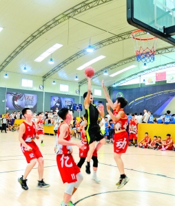 全国青少年篮球公开赛在运城开赛