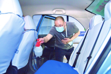 运城市出租车疫情防控“人防+技防”，安全出行放心乘坐