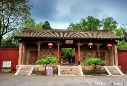 九峰山的内经图_中条山的故事（三）
