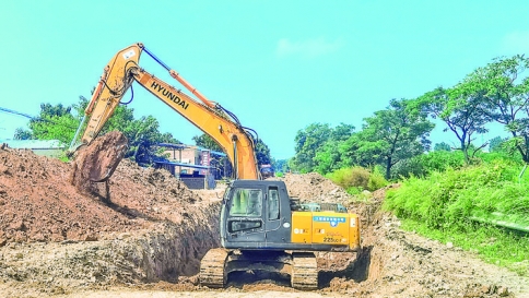 风（陵渡）平（陆）线芮城县陌南段道路开始升级改造