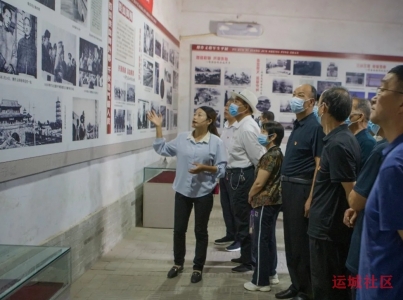 万荣县离退休干部党总支到傅作义故居接受爱国爱党教育