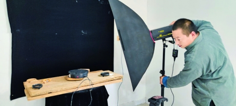 裴唐宇卖葫芦，文创产品变了赛道