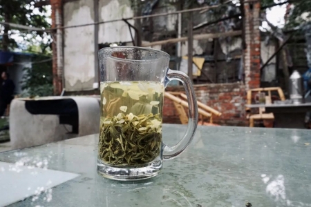 在成都有人邀你喝茶，让他领您去这个安逸的老茶馆