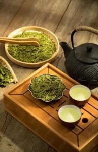 老爸喝的龙井茶，运城娃给老大卖回去了吗