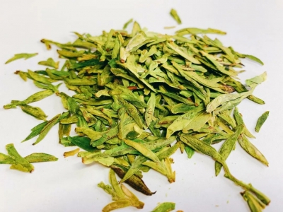 老爸喝的龙井茶，运城娃给老大卖回去了吗