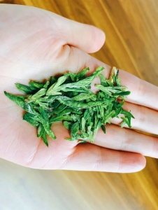 老爸喝的龙井茶，运城娃给老大卖回去了吗