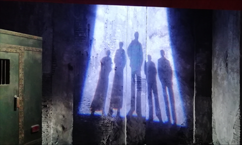 运城先烈丁行临刑时高呼：“打倒蒋介石!中国共产党万岁!”