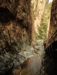 运城永济神潭大峡谷水峪口古村旅游好玩好吃(游记)
