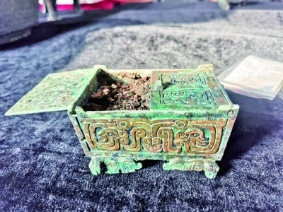 垣曲周朝高级贵族墓&quot;铜器&quot;（重器图）