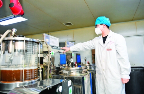 西安为防疫重点人群制定了清肺排毒汤等中药汤剂